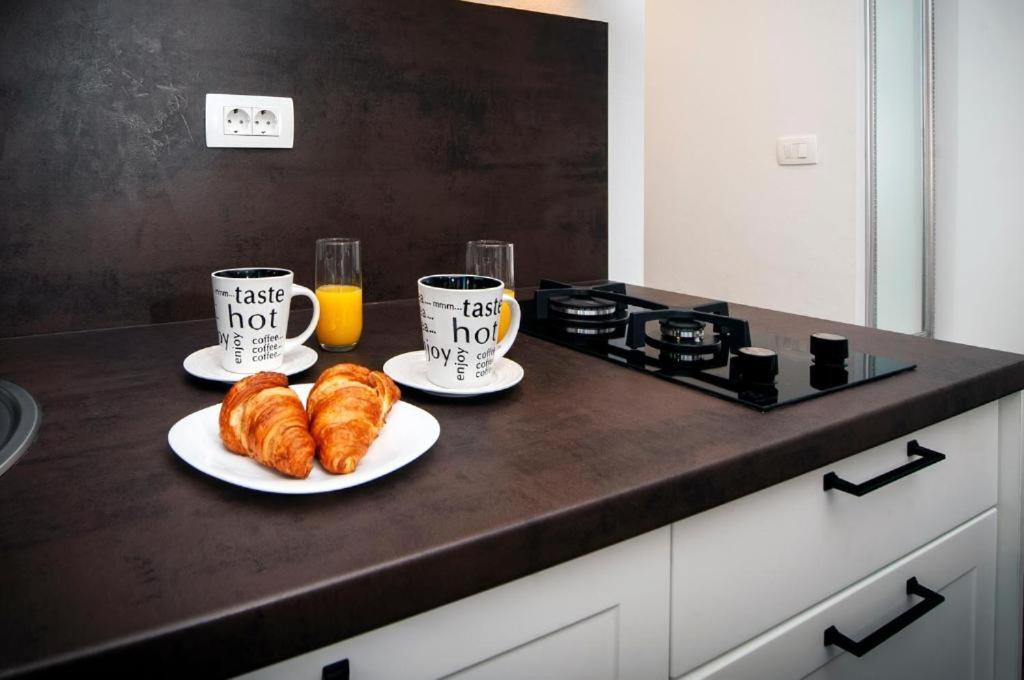 Deluxe Apartments A&A - 2 Ровинь Экстерьер фото